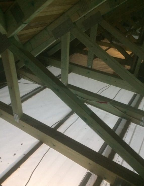 Świecie ocieplenie sufitu podwieszanego w nowym domu FHU Eko Term wdmuchiwanie celulozy 3