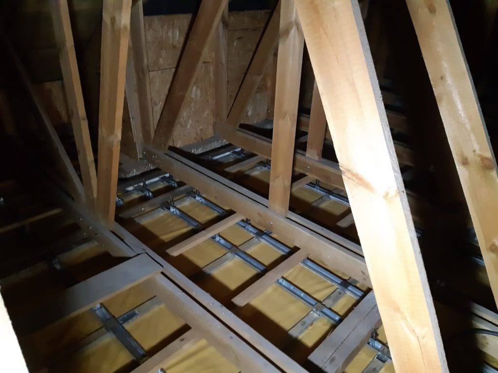 Ocieplenie Zamek Bierzgłowski celulozą Thermofloc FHU Eko Term