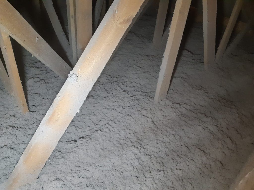 Ocieplenie Zamek Bierzgłowski celulozą Thermofloc FHU Eko Term 8