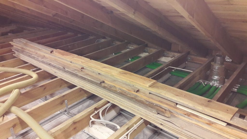 Ocieplenie domu jednorodzinnego pigża okolice Torunia FHU Eko Term wdmuchiwanie celulozy izolacji 3