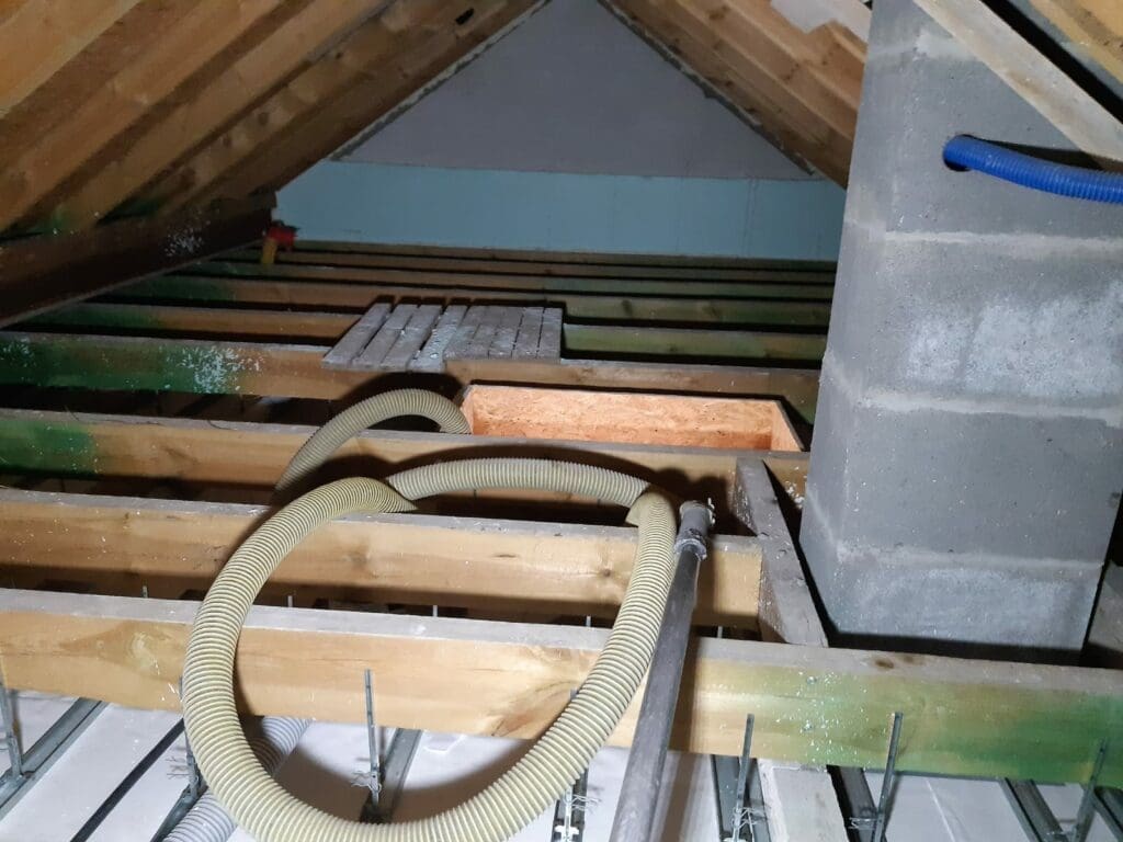 Gdynia ocieplenie celuloza Thermofloc dachu