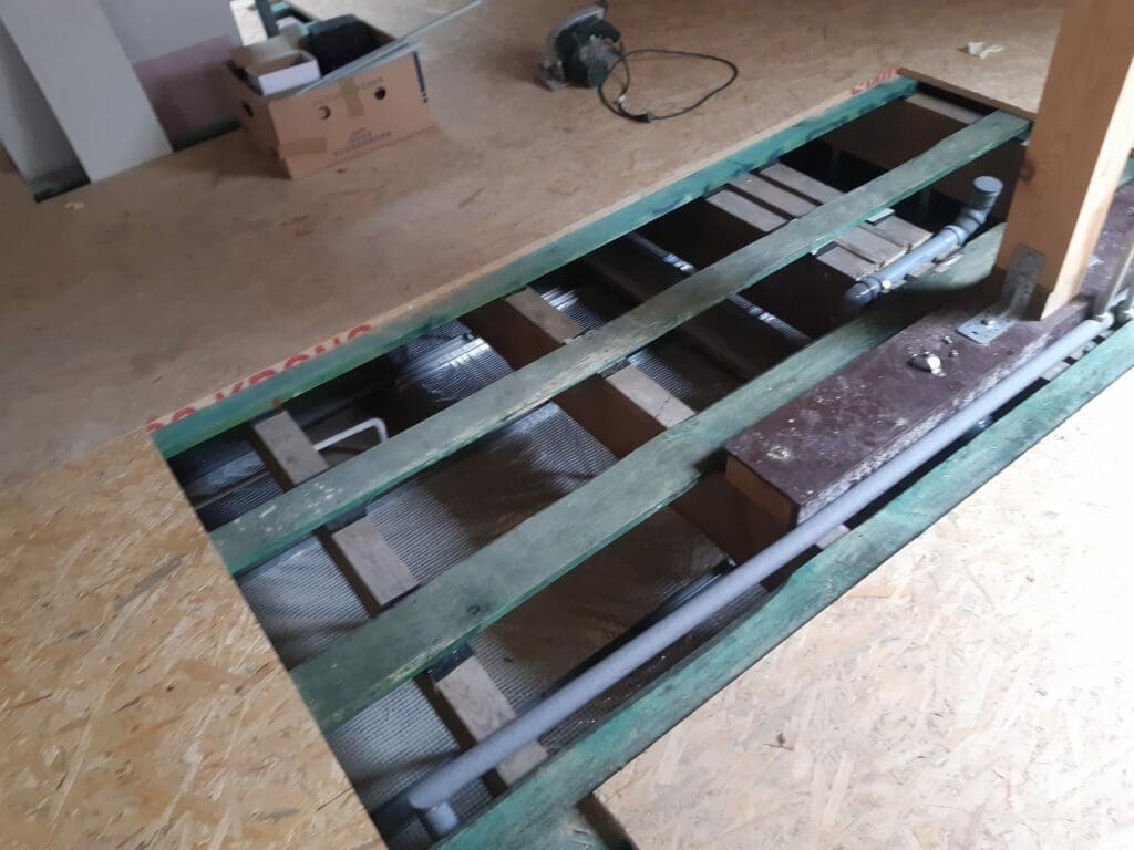 ocieplenie domu dachu poddasza Klamry koło Chełmna FHU Eko Term wdmuchiwanie dociepleń