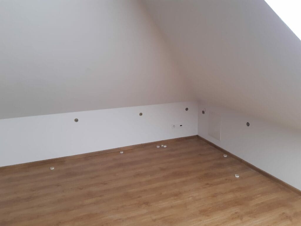 Augustowo - październik 2021 - wypełnienie ścianki kolankowej 2