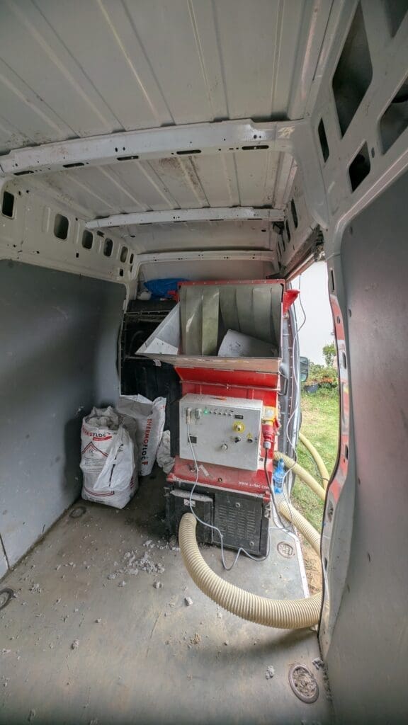 Maszyna do wdmuchiwania celulozy fhu eko term