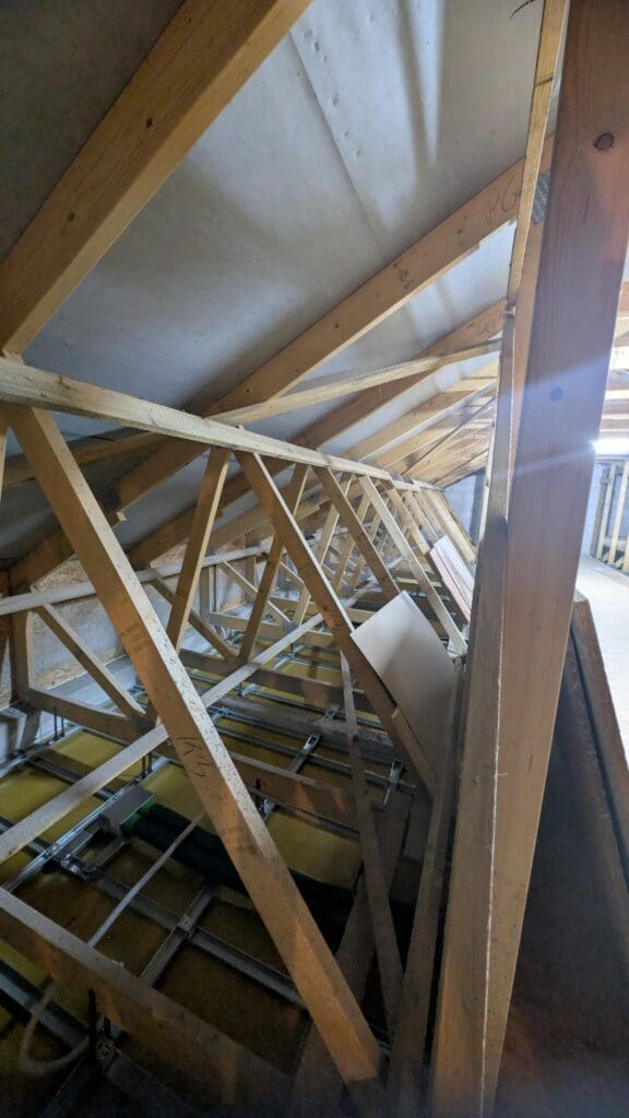 ocieplenie dachu celulozą Brodnica FHU Eko Term